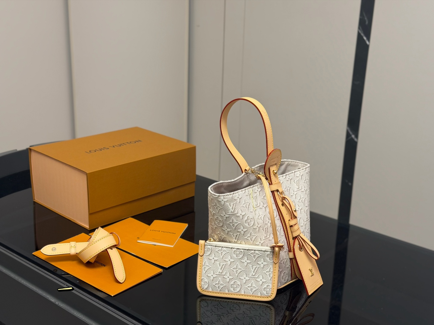 LV Bucket Bag 3